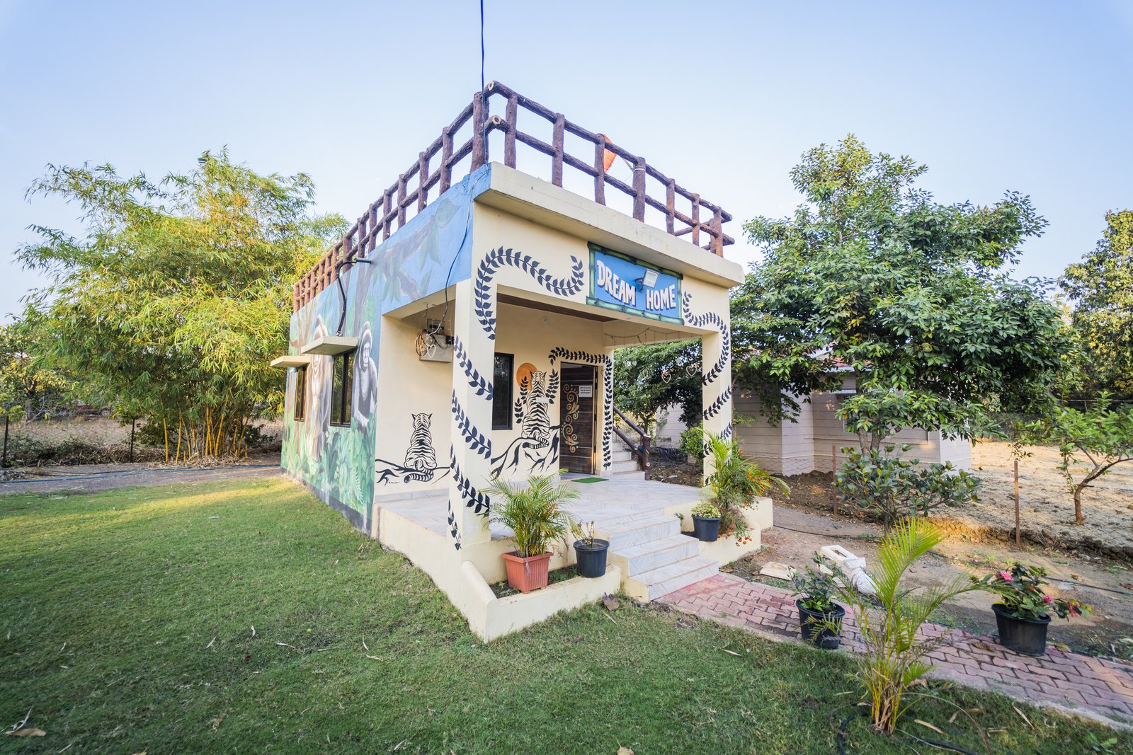 Book Mangata Resort (Cottage No. 38)