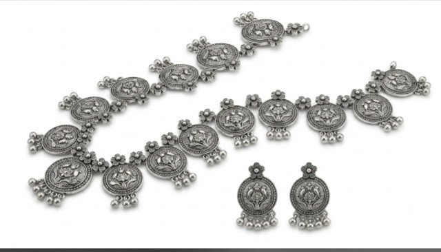 traditional silver-toned oxidized jewelry set
