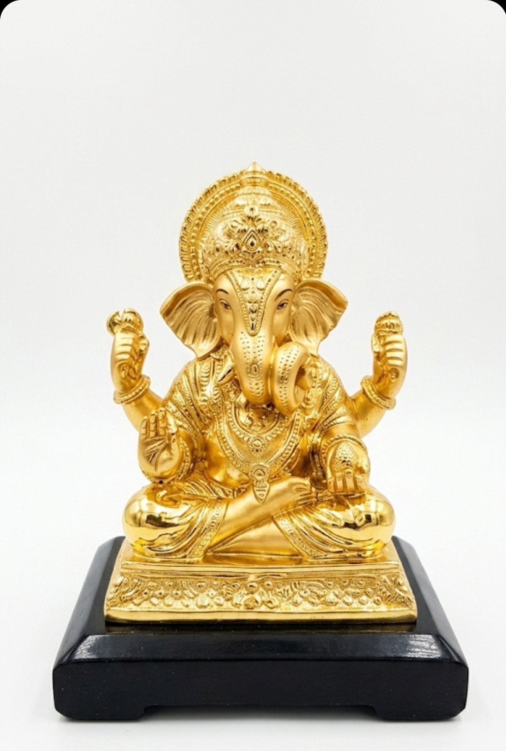 golden Ganesha idol